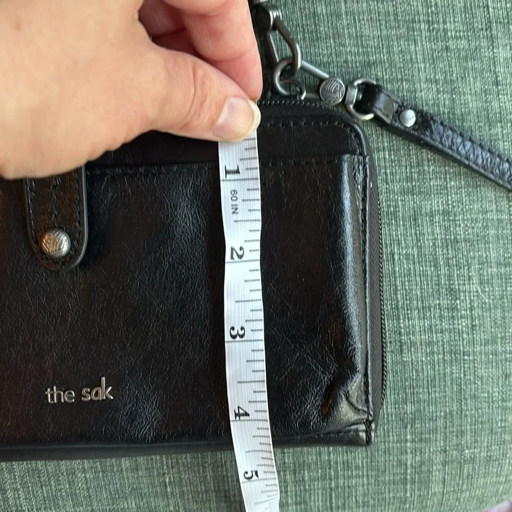The Sak Women Iris Leather Convertible Crossbody Bag Black Leather Wristlet EUC
